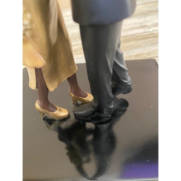 Sass ’n Class Annie Lee "A Scene from RSVP" African American Dancing Couple - Picture 9 of 13